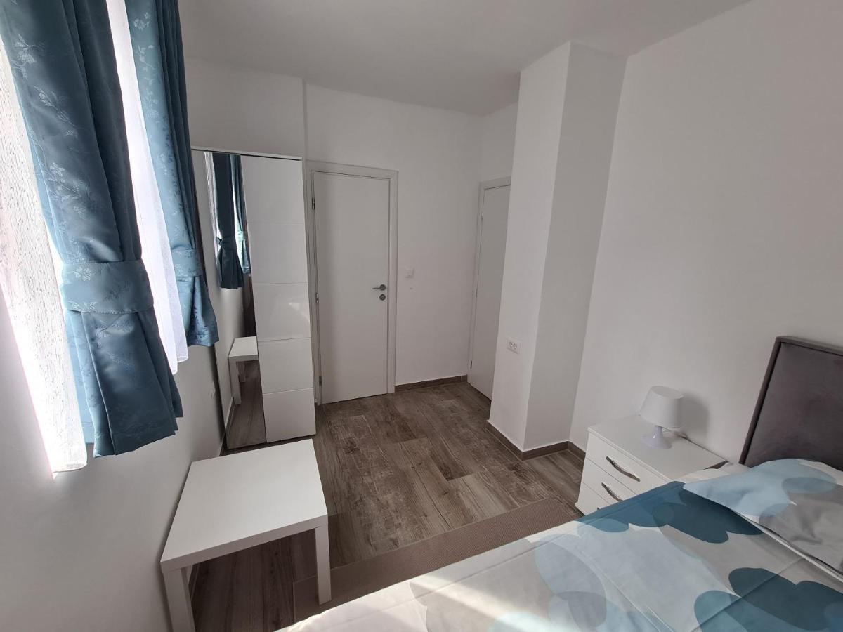 Apartments Elizabeta ドラマリ エクステリア 写真