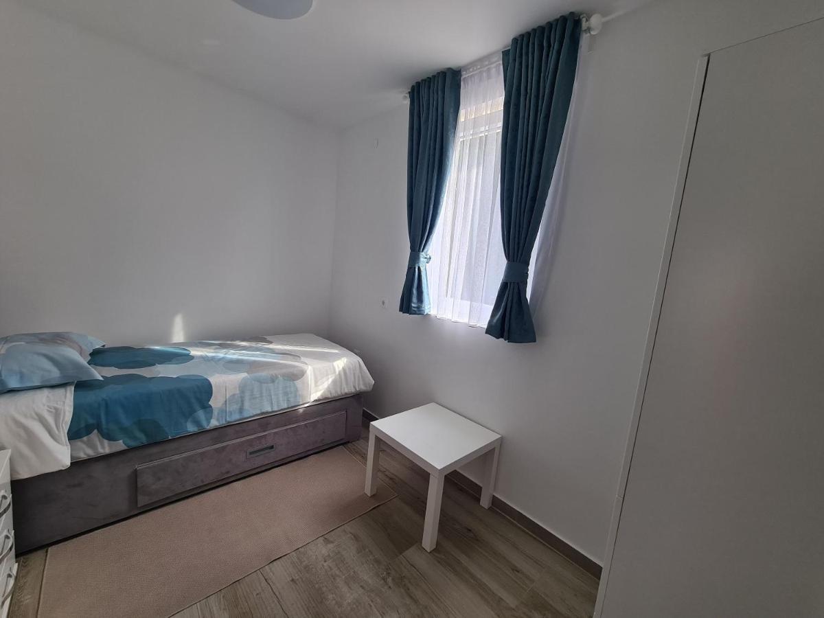 Apartments Elizabeta ドラマリ エクステリア 写真